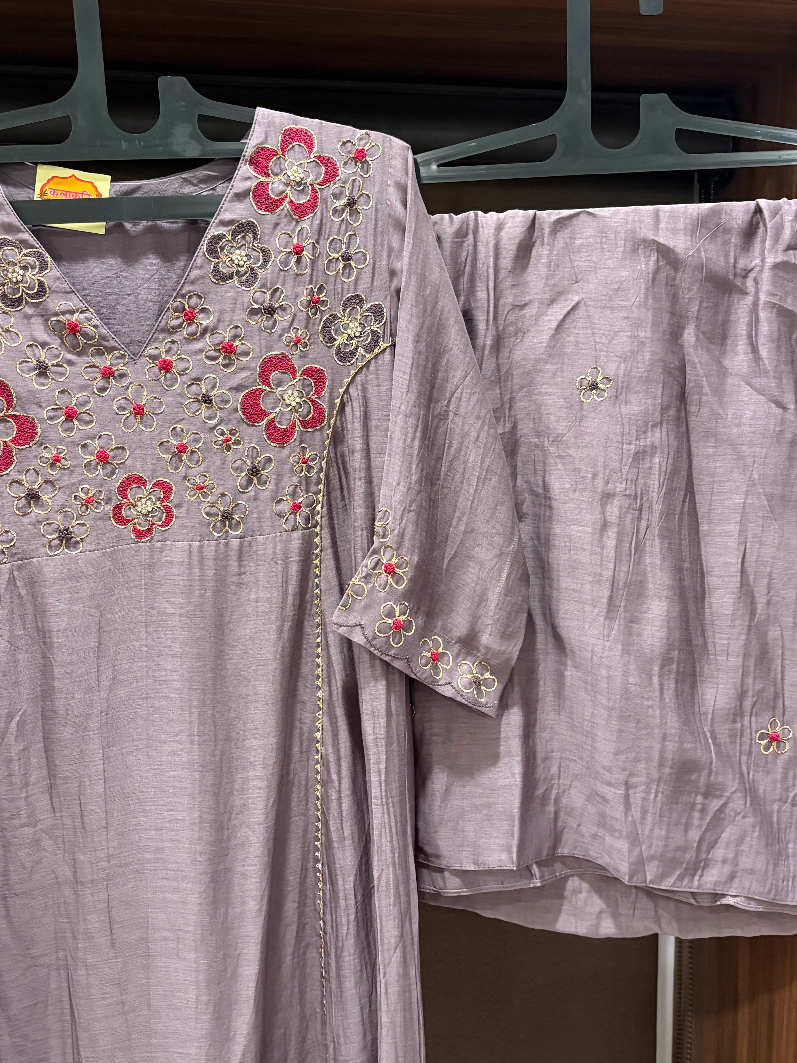 Phool Kurta Set